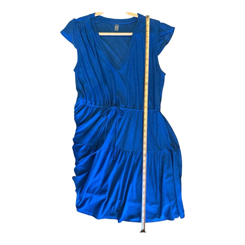 Featherweight Out & About Ruffle Dress - Picture 4 of 6